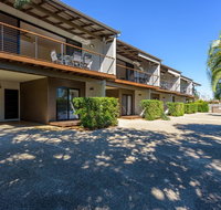 Unit 2 Rainbow Surf - Modern double storey townhouse with large shared pool close to beach and shops - Tourism Gold Coast