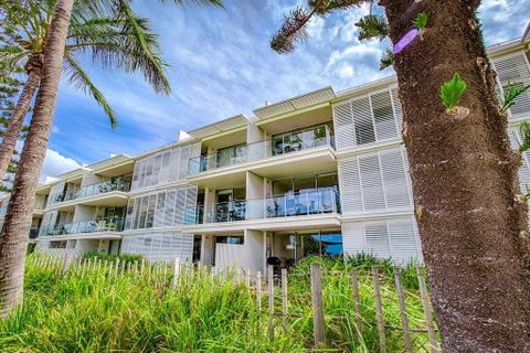 Unit 206 Plantation, Rainbow Beach, Incredible Views, Top Floor, Ocean Facing - Tourism Gold Coast 1
