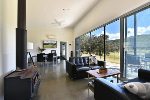 Valle Laguna - Tourism Gold Coast 0