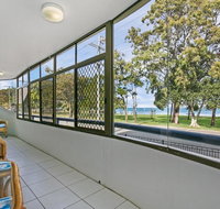 Views Pool Air Conditioning - Karoonda Sands Welsby Pde Bongaree - Tourism Gold Coast