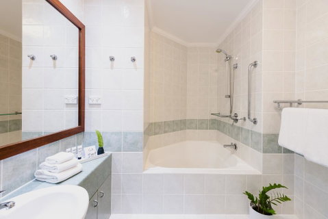 Villa Beach Palm Cove - Tourism Gold Coast 3