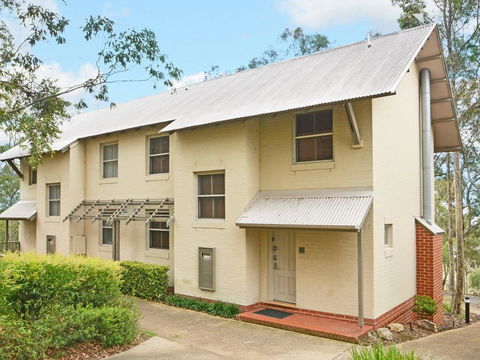 Villa Executive 2br Rose Resort Condo Located Within Cypress Lakes Resort (nothing Is More Central) - Tourism Gold Coast 0