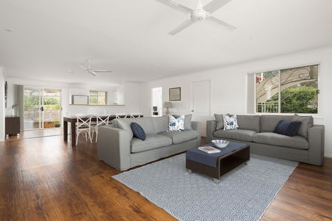 Villa Siena - Tourism Gold Coast 2