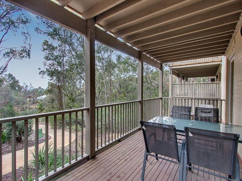 Villa Spa Executive 1br Burgundy Resort Condo Located Within Cypress Lakes Resort (nothing Is More Central) - Tourism Gold Coast 0
