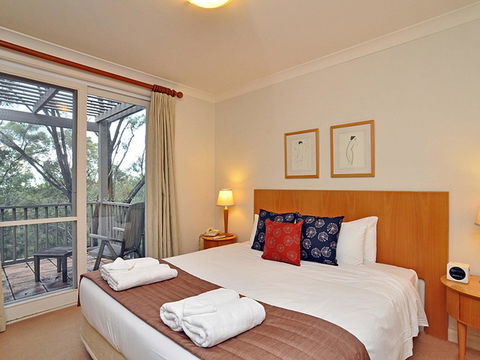 Villa Spa Executive 1br Merlot Resort Condo Located Within Cypress Lakes Resort (nothing Is More Central) - Tourism Gold Coast 0