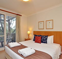 Villa Spa Executive 1br Merlot Resort Condo located within Cypress Lakes Resort nothing is more central - Tourism Gold Coast