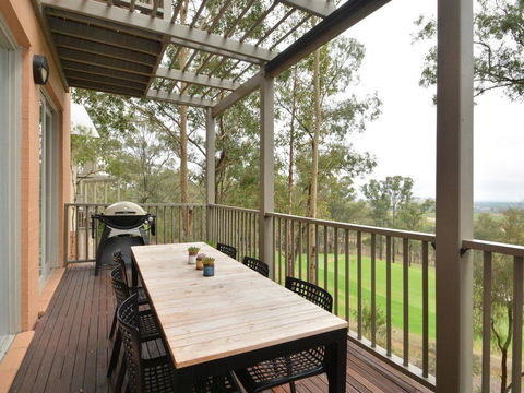 Villas Diciotto (sleeps 18) Resort Condos Located Within Cypress Lakes Resort (nothing Is More Central) - Tourism Gold Coast 0