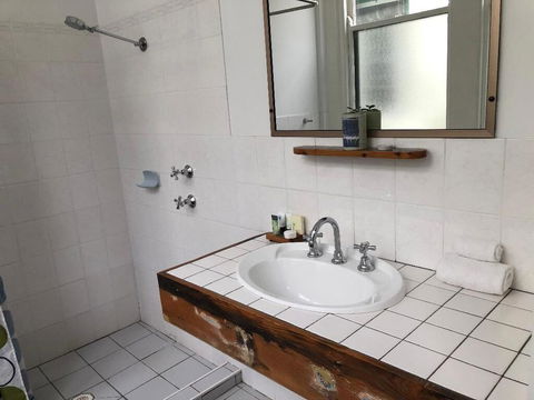Vine Valley Inn - Tourism Gold Coast 2