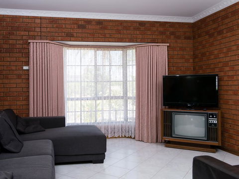 Vineyard Retreat Mildura - Tourism Gold Coast 1