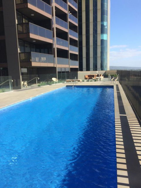 VUE Penthouse On King William - Gold Coast 3