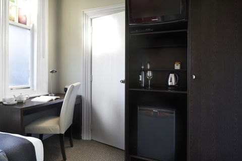 Vulcan Hotel Sydney - Tourism Gold Coast 1