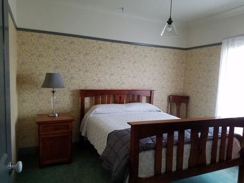Wagga Wagga Country Cottages - Tourism Gold Coast 2