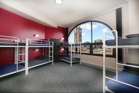 Wake Up! Sydney Central - Tourism Gold Coast 0