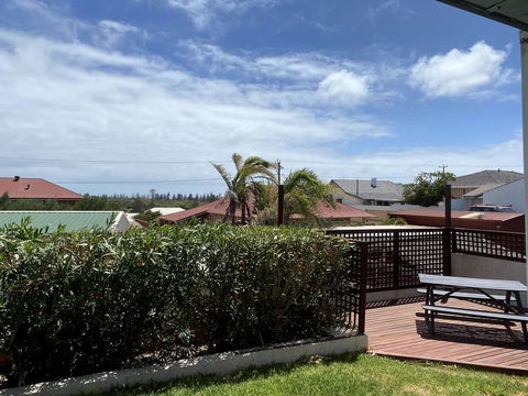 Waldeck Heights - Tourism Gold Coast 0