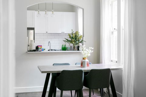Walk Everywhere In The City From A Historic Home - Tourism Gold Coast 2