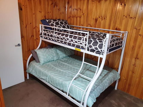 Ward Street Holiday House - Tourism Gold Coast 3