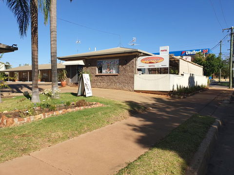 Warrego Motel - Tourism Gold Coast 0