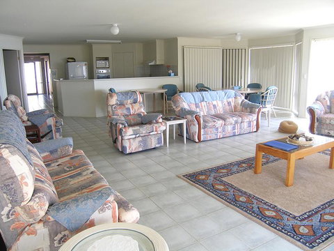 Water View House @ Orient Point - Tourism Gold Coast 2