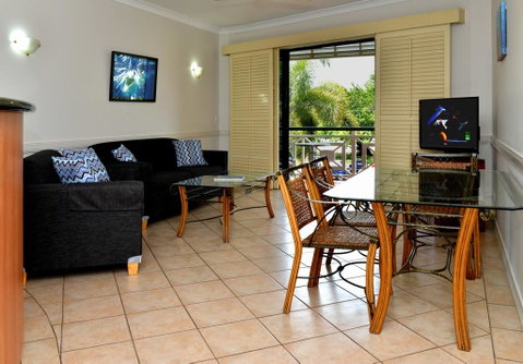 Waterfront Terraces - Tourism Gold Coast 3