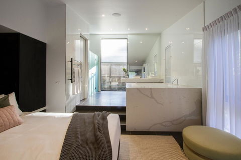 Hepburn Springs Escape - Tourism Gold Coast 14