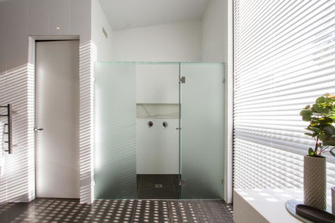 Hepburn Springs Escape - Tourism Gold Coast 16