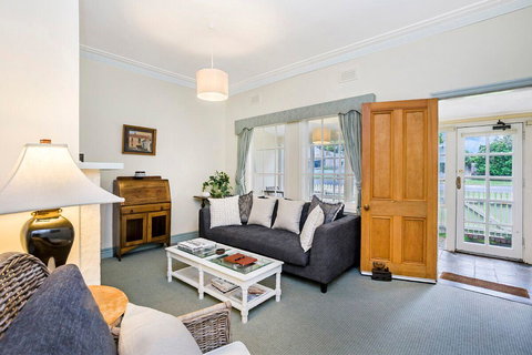 Edge17 Port Fairy Wharf - Tourism Gold Coast 1