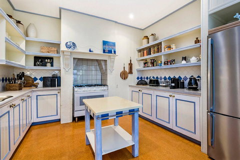 Edge17 Port Fairy Wharf - Tourism Gold Coast 5