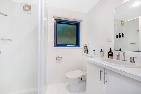 Edge17 Port Fairy Wharf - Tourism Gold Coast 11