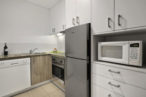 Quest Jolimont - Tourism Gold Coast 6