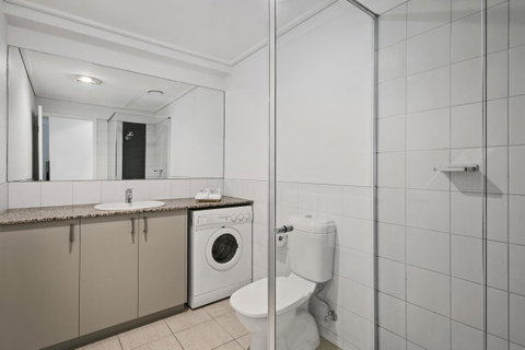 Quest Jolimont - Tourism Gold Coast 18