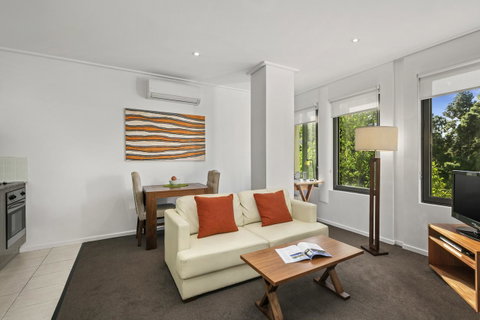Quest Jolimont - Tourism Gold Coast 13