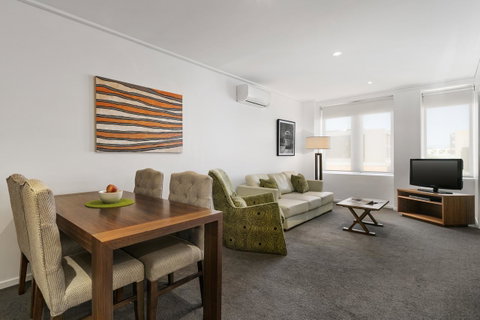 Quest Jolimont - Tourism Gold Coast 9