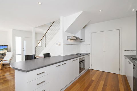 Bask At The Glade - Rejuvenate Stays - Tourism Gold Coast 2