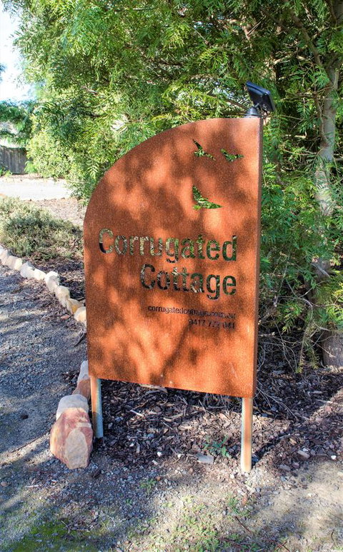 Corrugated Cottage - Gold Coast 1