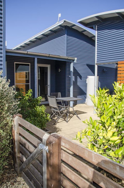 Corrugated Cottage - Gold Coast 11