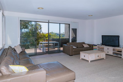 1 Sunset Place - Gold Coast 3
