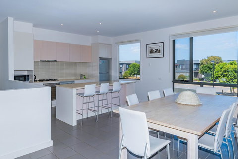 1 Sunset Place - Gold Coast 0