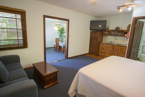Debbie\'s Place - Tourism Gold Coast 42