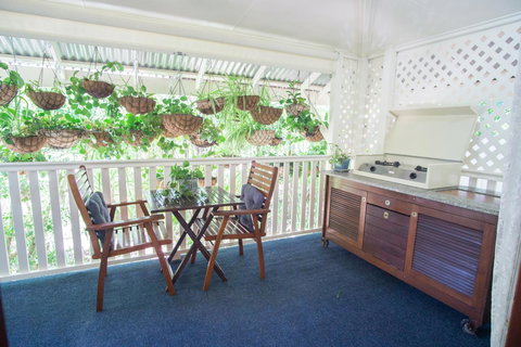 Debbie\'s Place - Tourism Gold Coast 33