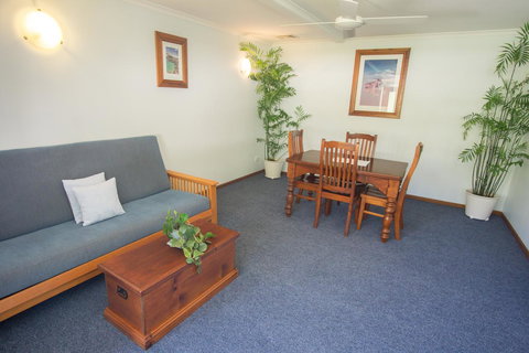 Debbie\'s Place - Tourism Gold Coast 39