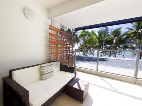Drift Palm Cove - Tourism Gold Coast 25