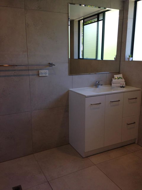 Chez Noosa Resort Motel - Tourism Gold Coast 11