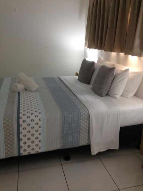 Chez Noosa Resort Motel - Tourism Gold Coast 27