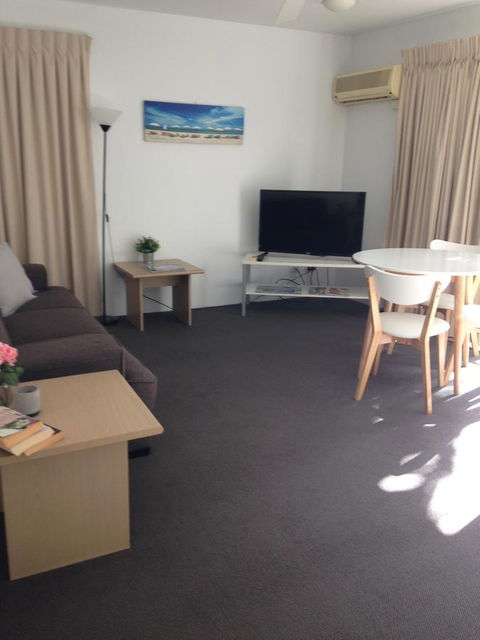 Chez Noosa Resort Motel - Tourism Gold Coast 1