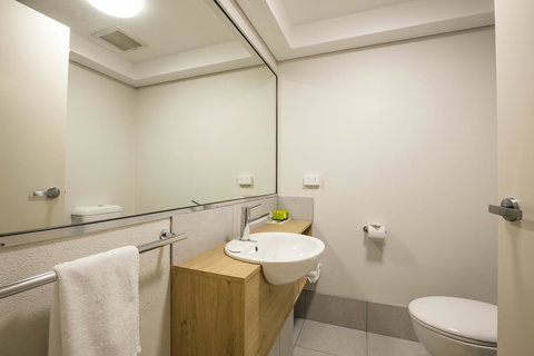 Nightcap At Kawana Waters Hotel - Tourism Gold Coast 32