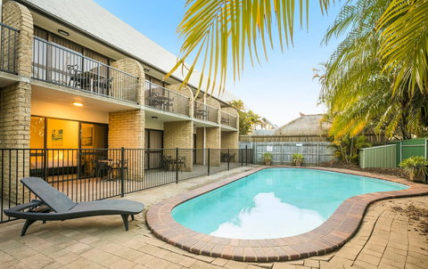 Nightcap At Kawana Waters Hotel - Tourism Gold Coast 5