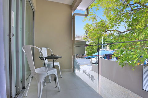 10 Hastings Street Motel - Tourism Gold Coast 9