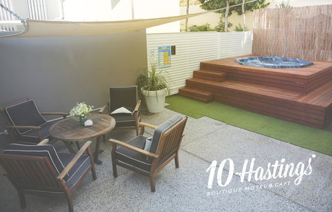10 Hastings Street Motel - Tourism Gold Coast 31