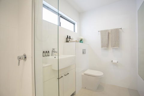 10 Hastings Street Motel - Tourism Gold Coast 19
