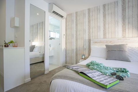 10 Hastings Street Motel - Tourism Gold Coast 14